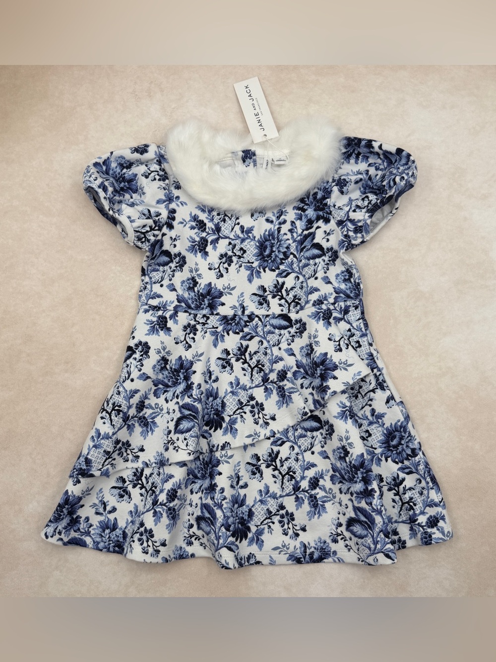 🆕 Janie and Jack White and Blue Floral Dress with Faux Fur Collar